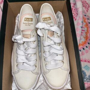 kate spade White Sneakers Classic Canvas Design
